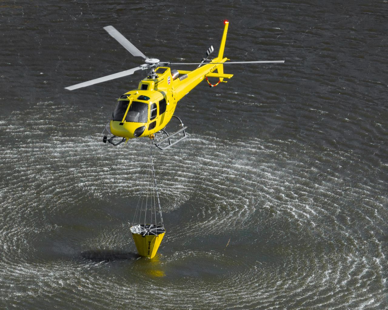 Vallfirest Water Hog Advanced Helicopter Buckets